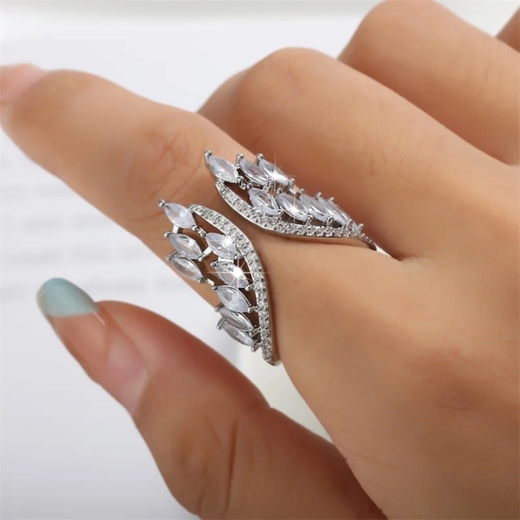 Silver Angel Style Wings Adjustable Ring - Picture 5 of 9